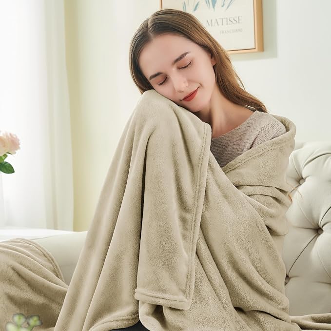 BEDELITE Fleece Blanket Soft Plush Queen Size Bed Blanket Linen 90"x90" | Ultra Soft Fleece, Plush Microfiber, Lightweight Warmth, All Season Comfort, Fade Resistant, Machine Washable,Perfect for Bed