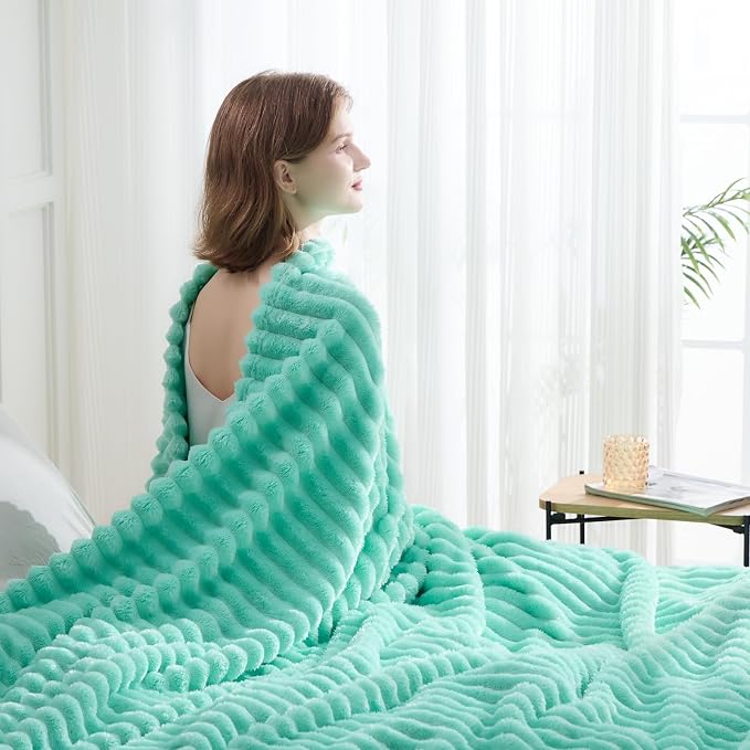 NEWCOSPLAY Fleece Ribbed Cozy Twin Blanket for Couch, Aqua, 60"x80" | Premium Silky Flannel Blanket, Soft Lightweight Fluffy Throw Blanket for Bed Sofa Decor, Gift for All Season Use
