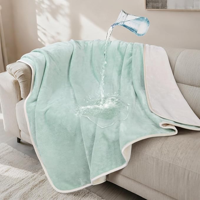 LOOBANI Waterproof Dog Blanket for Couch, Soft Couch Cover 50" x 60", Green | Pet Blanket for Medium Large Dogs, Double Side Liquid-Proof, Reversible Flannel Bed Throw for Sofa, Pet Hair Resistant