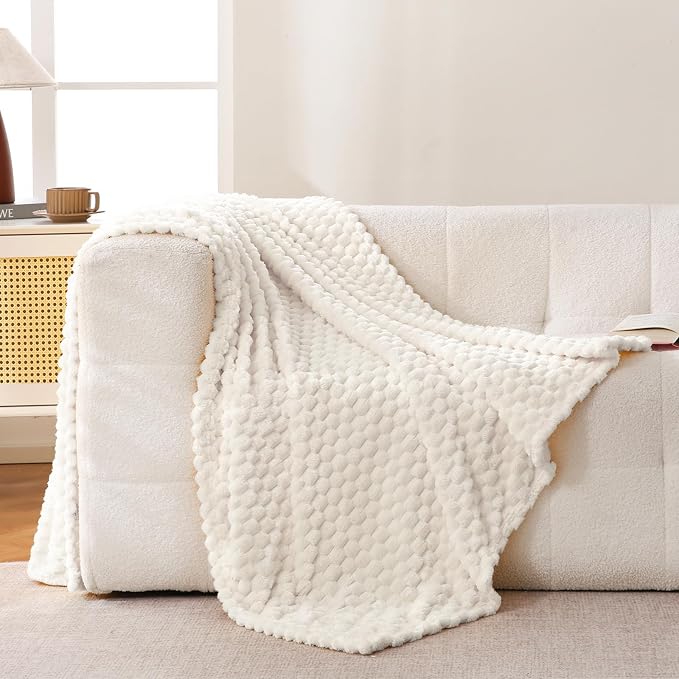 Bnuitland Ivory Flannel Throw Blanket (50X40 inches), 300 GSM Fleece Cozy Warm Soft Lightweight Bed Sofa Blanket for Babys and Pets, Suitable for All Seasons
