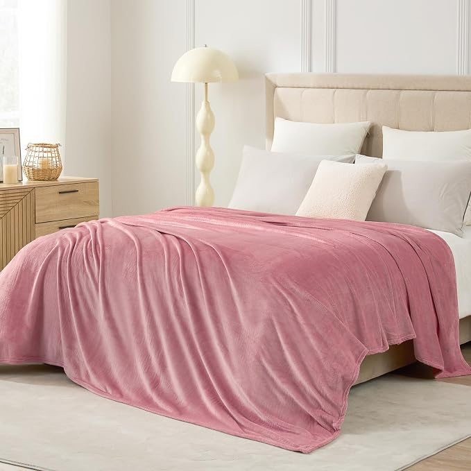 Hansleep Queen Fuchsia Fleece Blanket, Soft Flannel Bed Blanket | Fuzzy Cozy Blanket 90x90 Inches, Multi-use for Bed, Sofa, Couch, Travel, Camping, All Season Warm Lightweight Cover