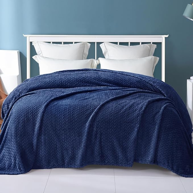 Exclusivo Mezcla Soft Fleece Bed Blanket Queen Size, 90”x90”, Navy Blue | Cozy Fluffy Lightweight Blankets for Summer, Decorative Plush Flannel Throws for Living room, Bedroom with Leaves Pattern
