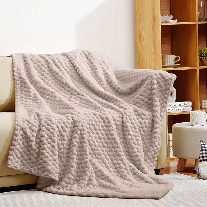 Excervent Hexagon Jacquard Throw Blanket for Bed, 60x80 Inches, Camel | Big Decorative Fuzzy Flannel Fleece Throw Blanket for Sofa Bed Couch, Super Soft Cozy, Suitable for All Seasons