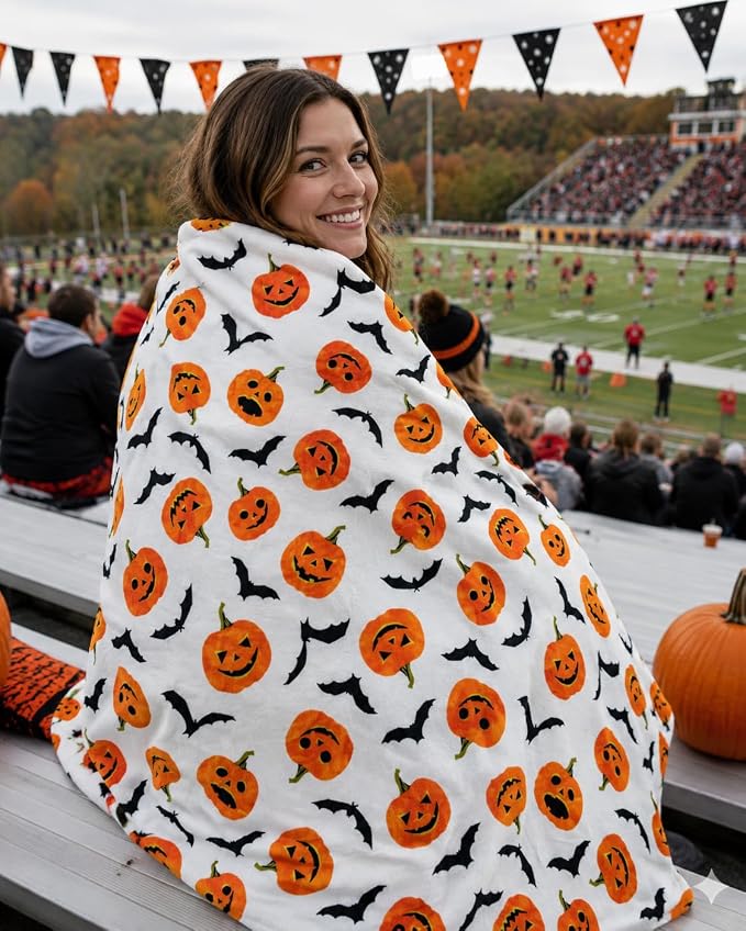 Halloween Fleece Throw Blanket: Happy Jack O'Lantern Pumpkins and Black Bat Design on Soft Velvety Blanket for Sofa Bed Couch Chair Dorm, 50" x 60"