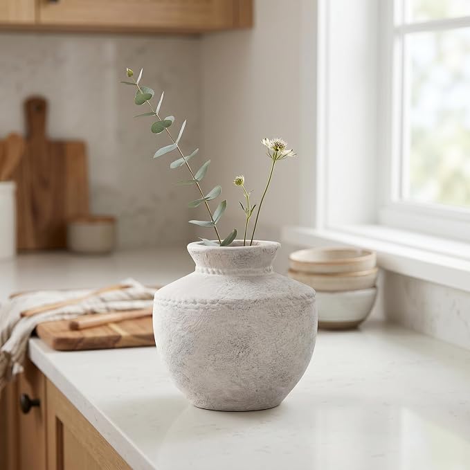 Rustic Farmhouse Vase 6 Inch Small White Ceramic Flower Vases for Home Decor Vintage Pottery Vase for Living Room Bedroom Shelf Office Coffee Table Centerpiece