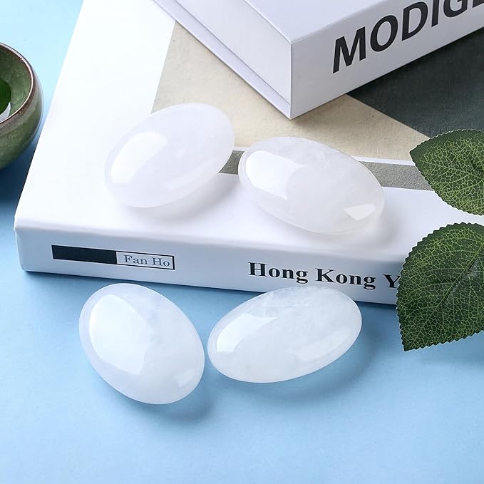 DUQGUHO Clear Quartz Crystal Palm Stone 2.4'' White Healing Crystals Natural Gemstone Worry Stone Energy Balancing Polished Stones Blessing Gifts Boho Pocket Stone 1PCS