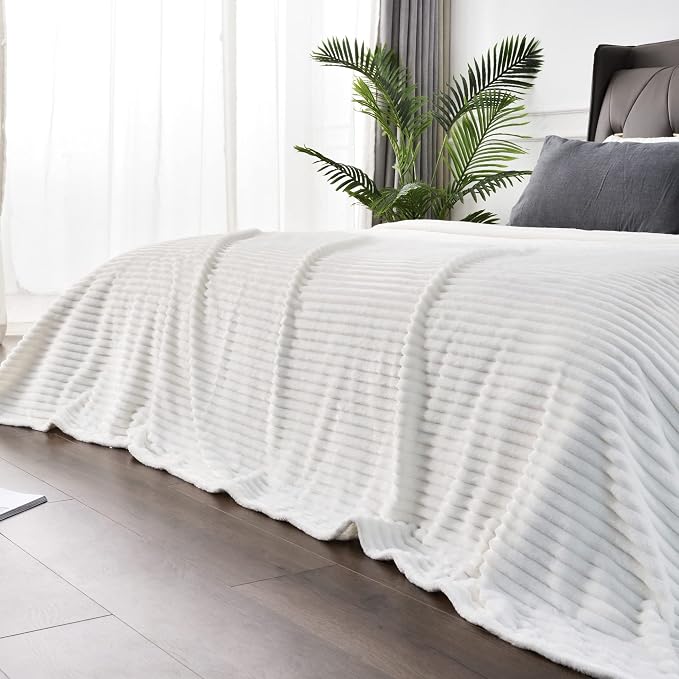 BEDELITE Ribbed Jacquard Off White Blankets Queen Size for Bed, 90x90 Inch | Soft Warm Decorative Fluffy Blanket, Cozy Fuzzy Lightweight Plush Fleece Throw Blankets for Bed, Room Decor, Gift for Women