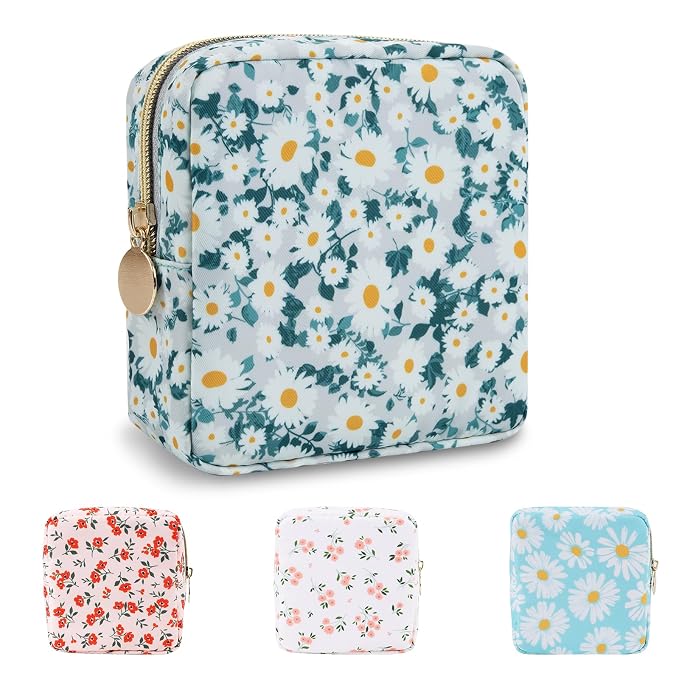UIXIZQ Waterproof Mini Floral Makeup Bag Pouch for Purse,Nylon Flower Cosmetic Travel Bag Small Preppy Toiletry Organizers Bag for Women Girl,Cute Zipper Pouch Coin Purse for Work(Mini Green-Daisy)
