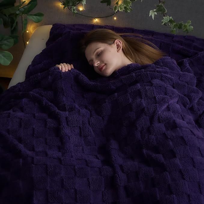 NEWCOSPLAY 3D Checkered Flannel Queen Blanket, Purple Checkered, 90"x90" | Super Soft Cute Lightweight Decorative Premium Silky Fleece Blanket for Couch Sofa Bed, Gift for Women Men, All Season Use