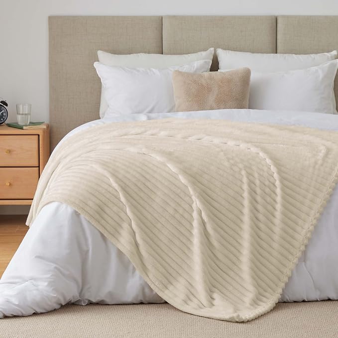 BEDELITE Ribbed Fleece Throw Blanket for Couch, Beige, 50"x60" | Ultra-Soft Plush Fleece, Cozy, Warm Yet Lightweight, Ribbed Texture, Home Decor, Machine Washable, Giftable, All-Season Use