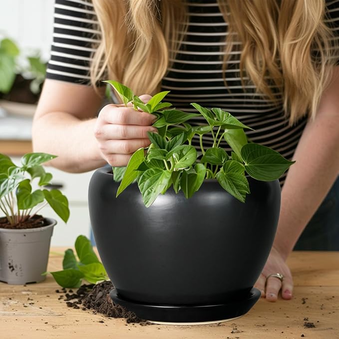 Ceramicfor Ceramic Planter Pot - 8 Inch Plant Pot with Drainage Hole and Saucer Round Planter for Indoor Plants Modern Outdoor Flower Pot for House Balcony Black