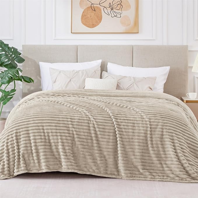 BEDELITE 3D Ribbed Jacquard Linen Blankets Queen Size for Bed, 90x90 Inch | Soft Warm Decorative Fluffy Blanket, Cozy Fuzzy Lightweight Plush Fleece Throw Blankets for Bed, Room Decor, Gift for Women