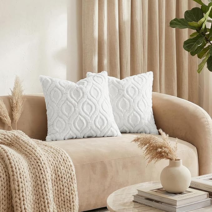 decorUhome Faux Fur Plush Soft White Throw Pillow Covers 22x22 Set of 2 | Wool Solid Fall Couch Pillow Covers, Accent Modern Farmhouse Neutral Decorative Square Pillow Cases for Sofa Bed Living Room