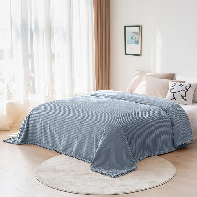 DISSA Fleece Blanket Queen Size – 71x80, Grey – Soft, Plush, Fluffy, Fuzzy, Warm, Cozy – Perfect Throw for Couch, Bed, Sofa - with Pompom Fringe - Flannel Blanket