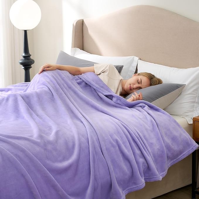 Hansleep King Light Purple Fleece Blanket, Soft Flannel Bed Blanket | Fuzzy Cozy Blanket 90x108 Inches, Multi-use for Bed, Sofa, Couch, Travel, Camping, All Season Warm Lightweight Cover