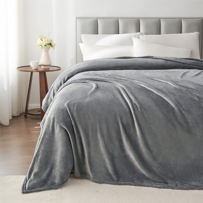 BEDELITE Fleece Blanket Soft Plush Queen Size Bed Blanket Grey 90"x90" | Ultra Soft Fleece, Plush Microfiber, Lightweight Warmth, All Season Comfort, Fade Resistant, Machine Washable,Perfect for Bed
