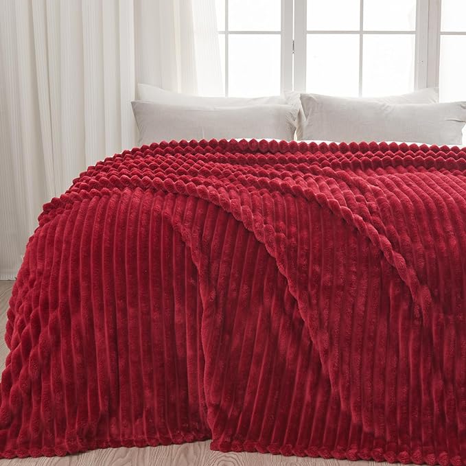 NEWCOSPLAY Fleece Ribbed Cozy Twin Blanket for Couch, Red, 60"x80" | Premium Silky Flannel Blanket, Soft Lightweight Fluffy Throw Blanket for Bed Sofa Decor, Gift for All Season Use
