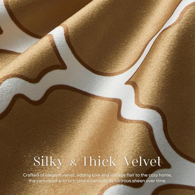 Phantoscope Set of 4 New Living Series Leaf Geometric Throw Decorative Velvet Pillow Cover Cushion Cover, Beige Gold 12 x 20 inches 30 x 50 cm