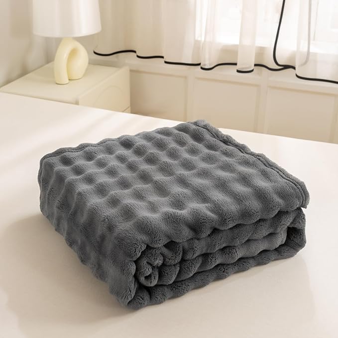 YUSOKI 3D Fleece Bubble Throw Blanket,Grey, 50"x60" | Ultra Soft, Non-Shedding, Lightweight for All Season Use, stays fluffy after repeated washes, Perfect Gifts, Machine Washable