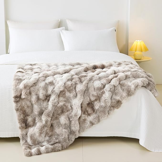 Faux Rabbit Fur Throw Blanket for Couch Gifts for Mom 50"x60" Tie-dye Khaki | Cozy Reversible Fluffy Throw, Luxury Plush Thick Bubble Blanket, Mothers Gifts for Women, Soft Warm for Bed, Home Decor