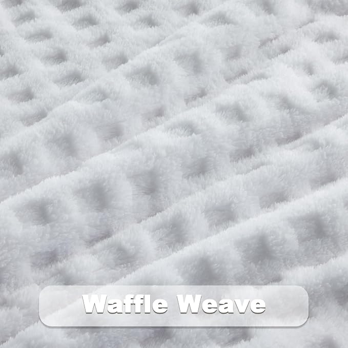 NEWCOSPLAY 3D Waffle Checkered Flannel King Blanket, White, 90"x110" | Super Soft Cute Lightweight Decorative Premium Silky Fleece Blanket for Couch Sofa Bed, Gift for Women Men, All Season Use