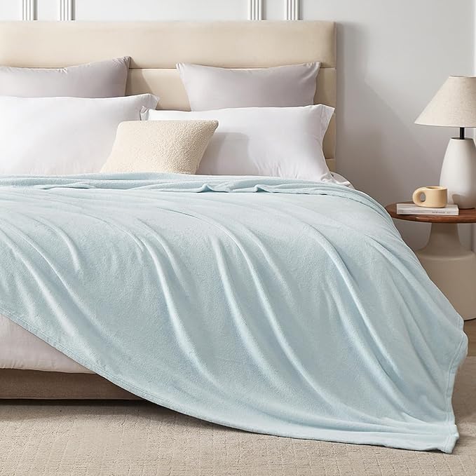 Hansleep King Ice Blue Fleece Blanket, Soft Flannel Bed Blanket | Fuzzy Cozy Blanket 90x108 Inches, Multi-use for Bed, Sofa, Couch, Travel, Camping, All Season Warm Lightweight Cover