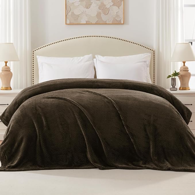 Exclusivo Mezcla Soft Waffle Fleece Bed Blanket King Size, Coffee | Lightweight Plush Blanket for Bed, Bedroom, Cozy Flannel with Waffle Texture, Stylish Home Decor, All Season, 104x90 Inches