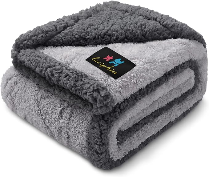 Luciphia Waterproof Dog Blanket, Reversible Sherpa Fleece for Couch Cover | Reversible waterproof pet blanket soft fleece machine washable protect couch bed, Light Grey 40" x 28"