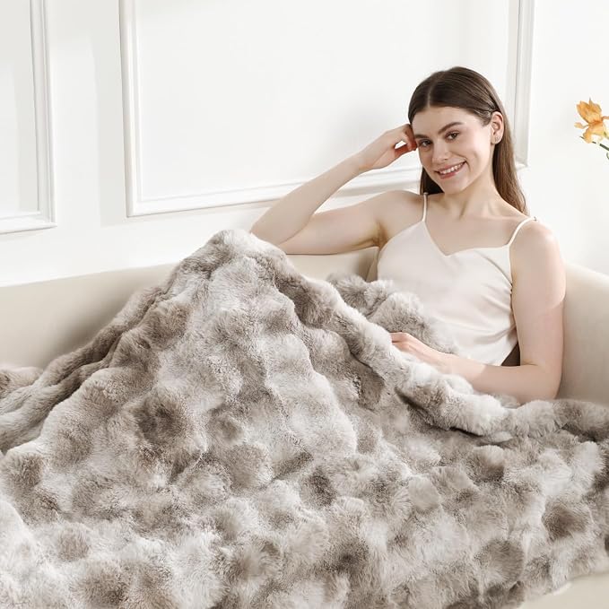 Faux Rabbit Fur Throw Blanket for Couch Gifts for Mom 50"x60" Tie-dye Khaki | Cozy Reversible Fluffy Throw, Luxury Plush Thick Bubble Blanket, Mothers Gifts for Women, Soft Warm for Bed, Home Decor