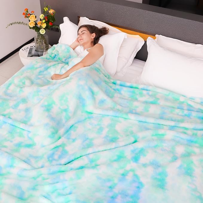 MUGD Lightweight Blanket Fleece Big Blanket Fuzzy Throw Blanket for Bed Queen Size