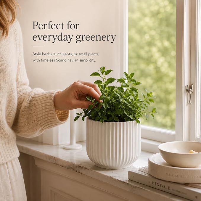 Lyngby Porcelaen Flowerpot | White Porcelain | 4.5 Inches