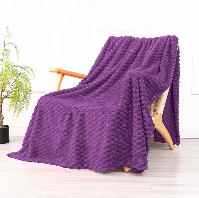 Bnuitland Purple Flannel Throw Blanket (50X70 inches), 300 GSM Fleece Cozy Warm Soft Home Decor Lightweight Bed Sofa Blanket for Adults, Suitable for All Seasons.