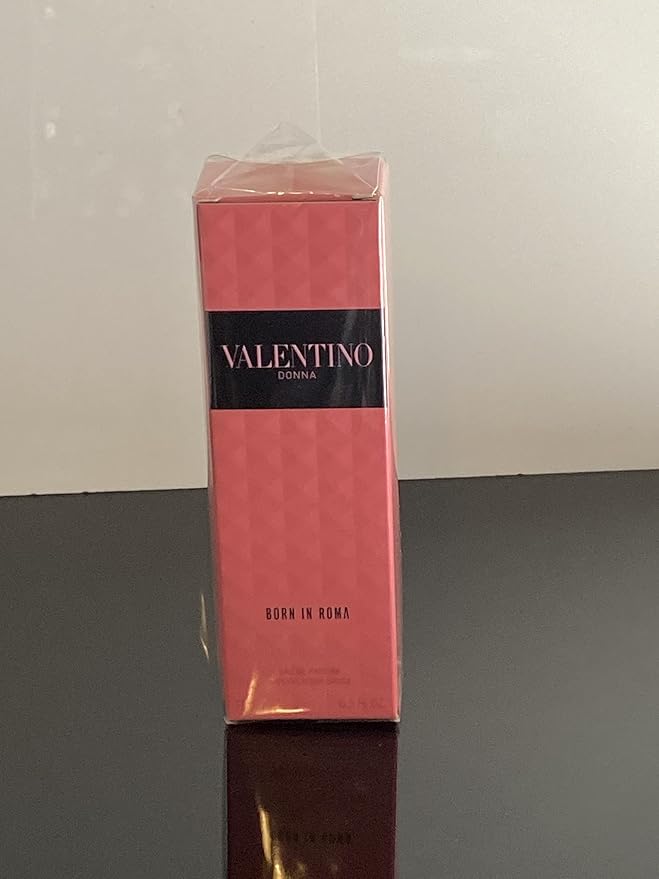 Valentino Donna Born In Roma Eau De Parfum Spray for Women 0.5 Ounce