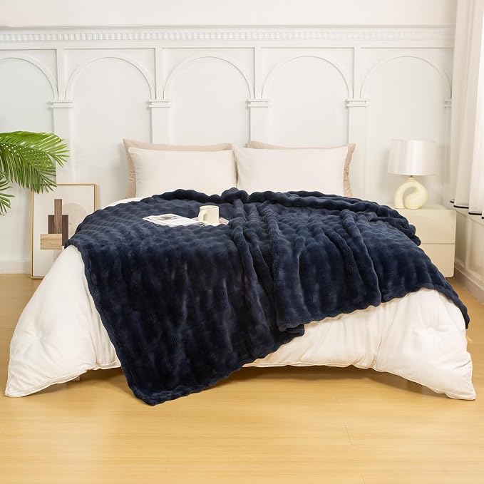YUSOKI Luxury 3D Bubble Light Weighted Throw Blanket 2.8lb,All Ages,Home Decoration, (Navy,60 * 80inches)