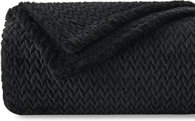 NEWCOSPLAY Fleece Leaves Pattern Throw Blanket, Black, 50"x60" | Super Soft Throw Blanket, Lightweight Cozy Bed Sofa Blanket, Premium Silky Flannel Fleece, Travel Blanket for All Season Use