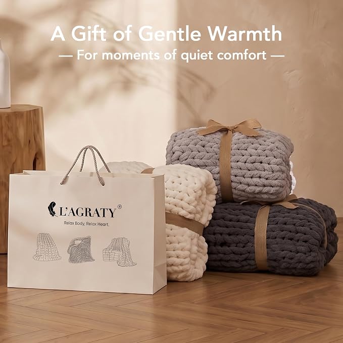 L'AGRATY Chunky Knit Throw Blanket for Couch, 50 x 70 Inches, Dark Blue | Handmade Chenille Crochet Blanket for Sofa Bed, Thick Cable Knitted Blankets for Room Home Decor, Birthday Gift for Women Mom