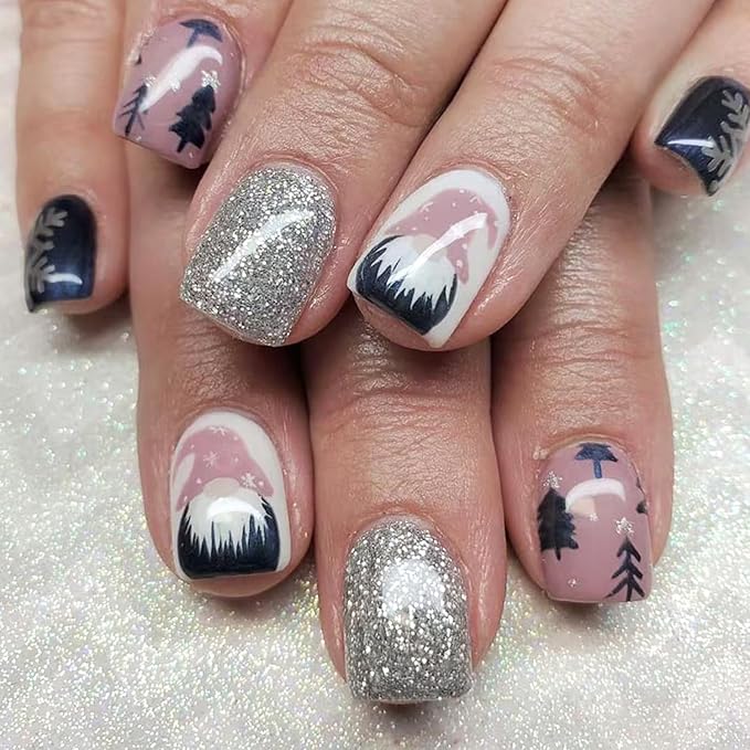 Christmas Gnome Press on Nails Funny Snowflake Christmas Tree False Nails Glossy Full Cover Xmas Glue on Nails Short Square Winter Acrylic Fake Nails for Women Girls