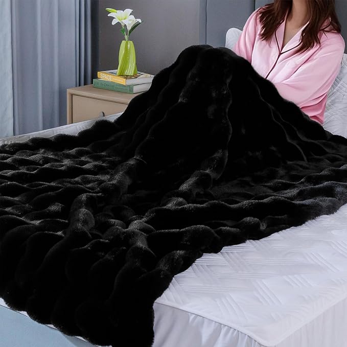 Fluffy Furry Black Faux Fur Throw Blanket for Couch Bed 50x60 Fuzzy Bubble Soft Blanket for Adults Gift Home Living Room Decorative Decor 860 GSM