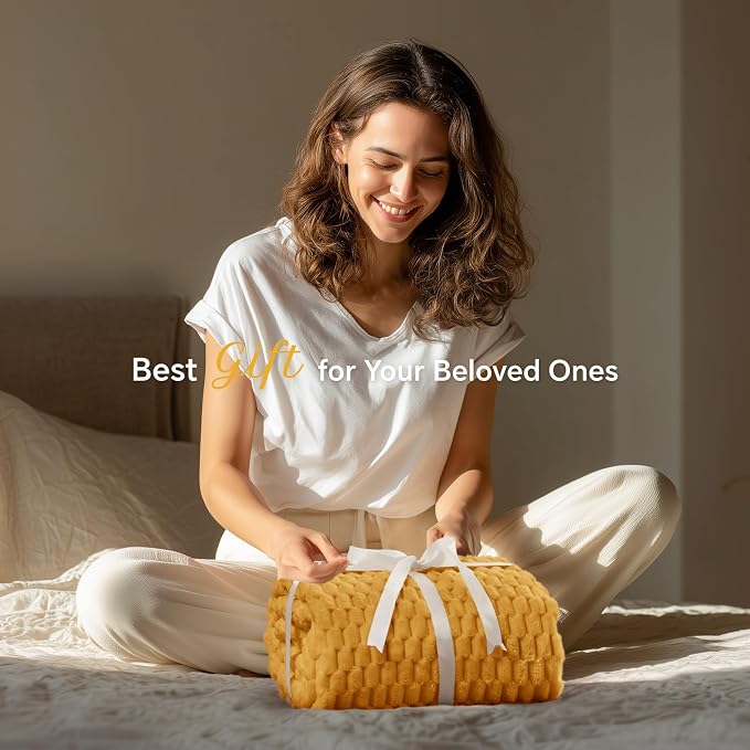BEDELITE Mustard Yellow Throw Blanket for Couch, Soft Cozy Gifts for Women | 3D Jacquard Decorative Fleece Blanket, Super Soft Plush Throws, Cute Birthday Gift for Women, Suitable for All Seasons, 50*60