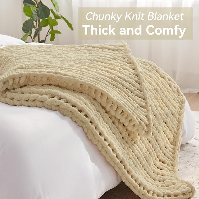 Negwoo Chunky Knit Throw Blanket, Knitted Throw Chenille Yarn, 40"*50" | Soft Thick Cable Knitted Blankets, Handmade Big Thick Blanket, Machine Washable Cute Comfy Blanket for Home Decor, Oatmeal