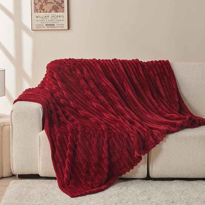 NEWCOSPLAY Fleece Ribbed Cozy Throw Blanket for Couch, Red, 50"x60" | Premium Silky Flannel Blanket, Soft Lightweight Fluffy Throw Blanket for Bed Sofa Decor, Gift for All Season Use