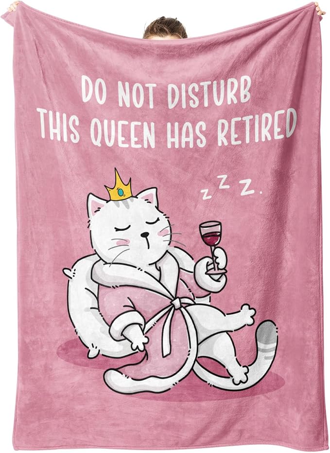 Retirement Gift for Woman, Funny Retirement Blanket, 2026 Retired Gifts | for Women, Friends, Coworker, Nurse, Teacher, Happy Retirement Gifts Ideas, Retired Queen Cat Pink Blanket(50 * 60)