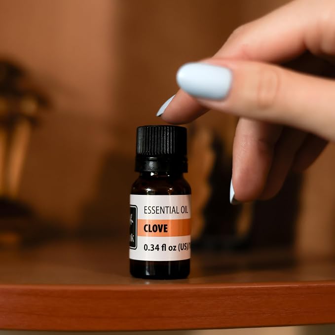 Clove Essential Oil – Warm Spicy Aroma Oil for Diffusers, Aromatherapy & Home Fragrance – Rich Clove-Like Scent – 0.34 fl oz (10 ml)