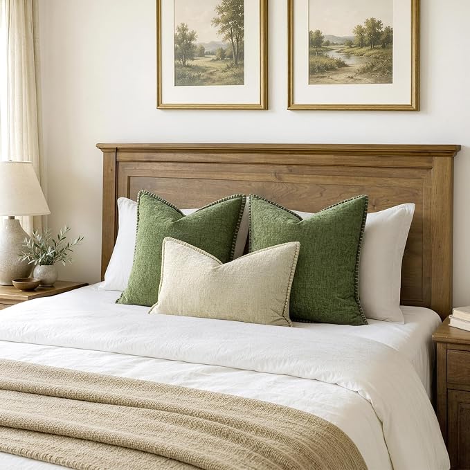MIULEE Decorative Couch Throw Pillow Covers 22x22 Inch Sage Green 2 Pack | Farmhouse Pillow Covers with Stitched Edge, Soft Chenille Cushion Cases, for Sofa Bed Living Room Home Decor