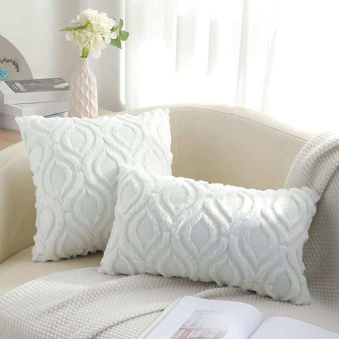 decorUhome Faux Fur Plush Soft White Throw Pillow Covers 20x20 Set of 2 | Wool Solid Fall Couch Pillow Covers, Accent Modern Farmhouse Neutral Decorative Square Pillow Cases for Sofa Bed Living Room