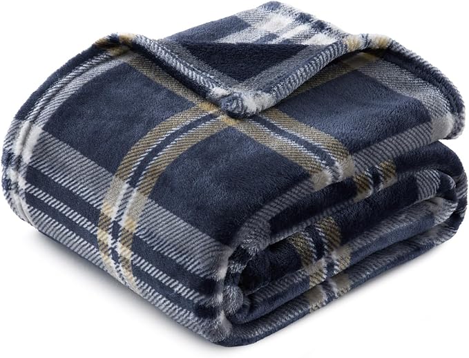 BEDELITE Plaid Fleece Twin Blanket, Navy Tartan 60x80 Inches | 100% Polyester Microfibe, Soft Cozy, Lightweight Warm, Classic Buffalo Plaid, Room Decor, Gift for Men Boys, for Couch Bed