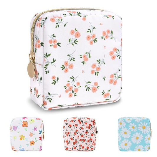 UIXIZQ Waterproof Mini Floral Makeup Bag Pouch for Purse,Nylon Flower Cosmetic Travel Bag Small Preppy Toiletry Organizers Bag for Women Girl,Cute Zipper Pouch Coin Purse for Work(Mini White-Flowers)
