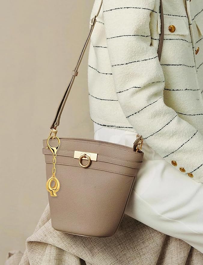 WOWORAMA Initial Letter Keychain for Women Chunky Gold Bubble Letter Bag Charm Purse Charm Personalized Keyrings Accessories