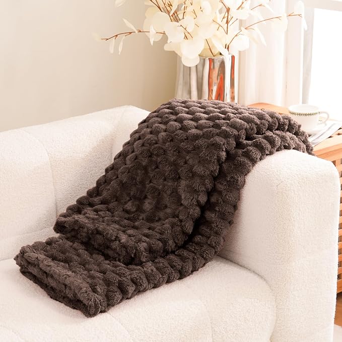 Excervent Big 3D Clouds Stylish Blanket for Bed, 60x80 Inches, Brown | Big Decorative Fuzzy Flannel Fleece Throw Blanket for Sofa Bed Couch, Super Soft Cozy, Suitable for All Seasons