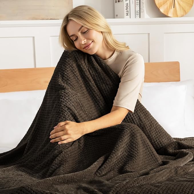 Exclusivo Mezcla Soft Waffle Fleece Bed Blanket King Size, Coffee | Lightweight Plush Blanket for Bed, Bedroom, Cozy Flannel with Waffle Texture, Stylish Home Decor, All Season, 104x90 Inches